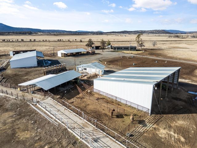 7122 E Langell Valley Road, Bonanza, OR 97623