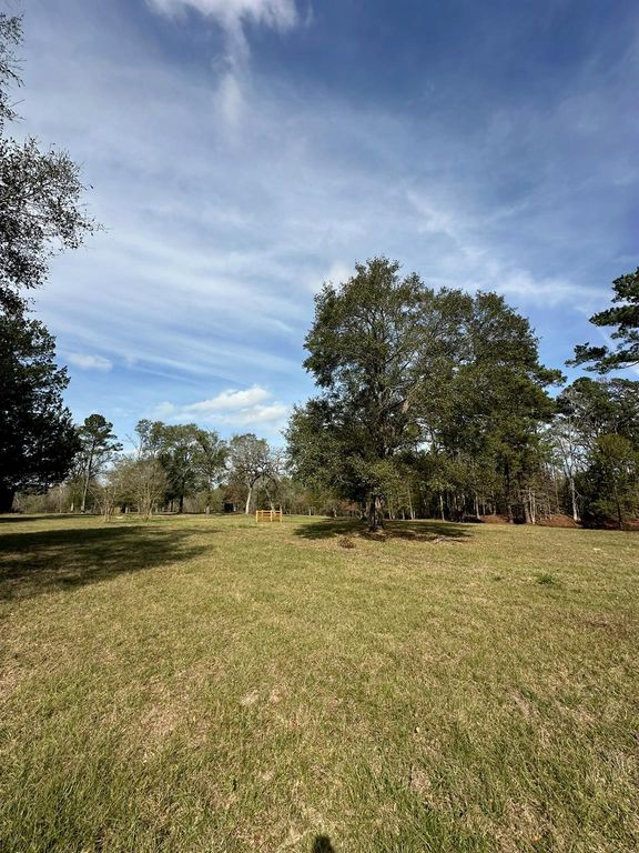 4761 Jackson Road, Montgomery, TX 77316