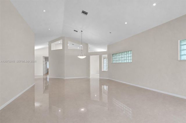1090 SW 156th Avenue, Pembroke Pines, FL 33027