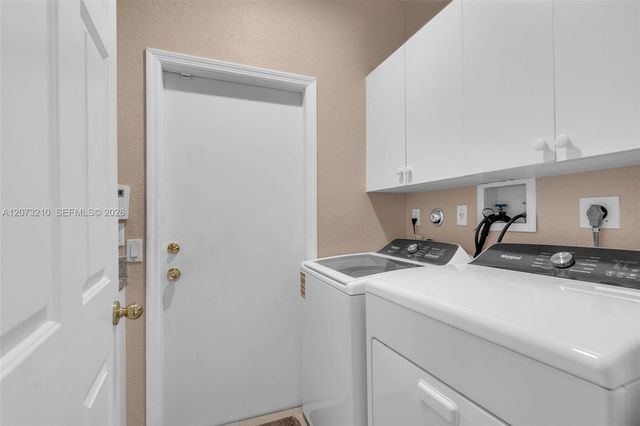 1090 SW 156th Avenue, Pembroke Pines, FL 33027