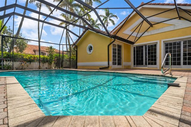 1090 SW 156th Avenue, Pembroke Pines, FL 33027