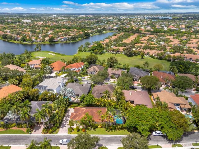 1090 SW 156th Avenue, Pembroke Pines, FL 33027