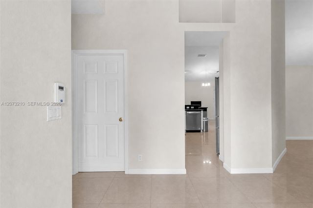1090 SW 156th Avenue, Pembroke Pines, FL 33027