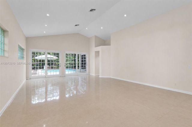 1090 SW 156th Avenue, Pembroke Pines, FL 33027