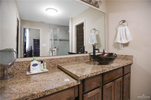 314 N 14th Street, Hidalgo, TX 78557