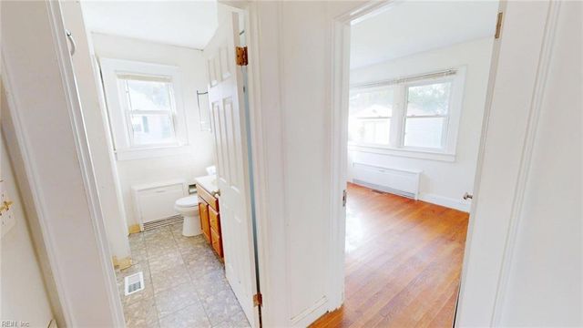 19 Magnolia PL, Hampton, VA 23669