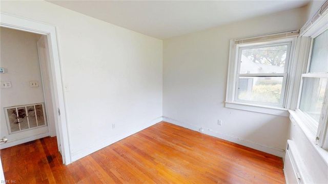 19 Magnolia PL, Hampton, VA 23669