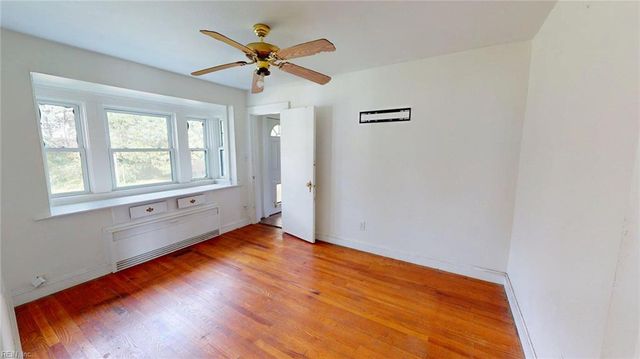 19 Magnolia PL, Hampton, VA 23669