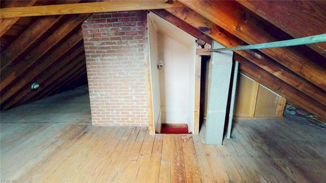 19 Magnolia PL, Hampton, VA 23669