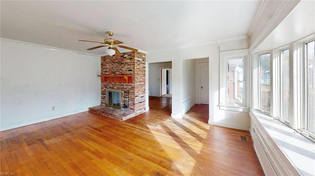 19 Magnolia PL, Hampton, VA 23669