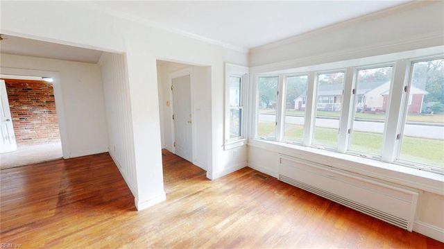 19 Magnolia PL, Hampton, VA 23669