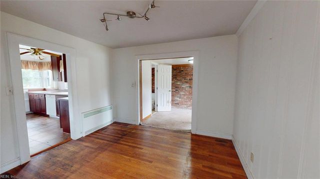 19 Magnolia PL, Hampton, VA 23669