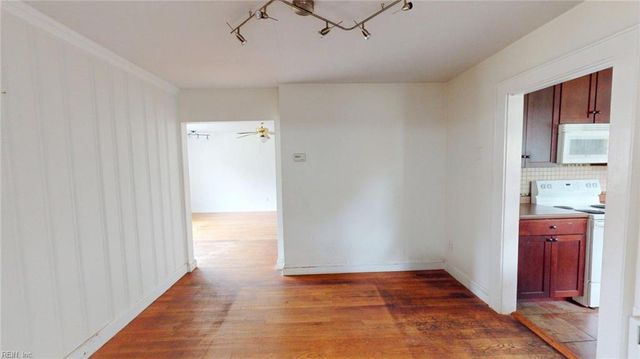 19 Magnolia PL, Hampton, VA 23669