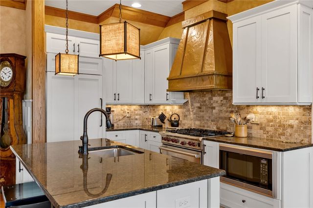 115 Button Bush Trail, Six Mile, SC 29682