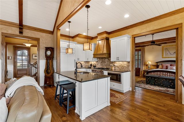 115 Button Bush Trail, Six Mile, SC 29682