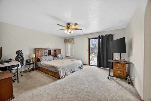 740 Lake Canyon Ave, Galt, CA 95632