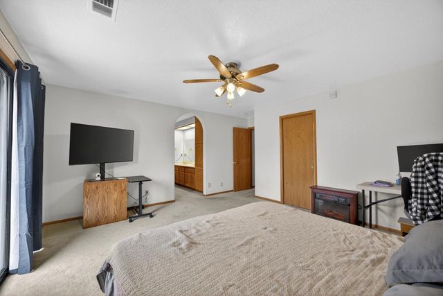 740 Lake Canyon Ave, Galt, CA 95632