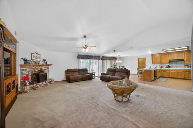 740 Lake Canyon Ave, Galt, CA 95632