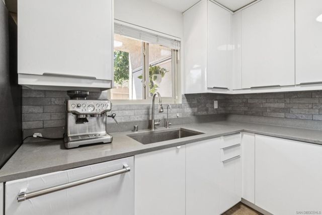 7835 Camino Tranquilo, San Diego, CA 92122