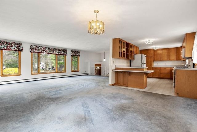 37 Tower Farm Road, Billerica, MA 01821