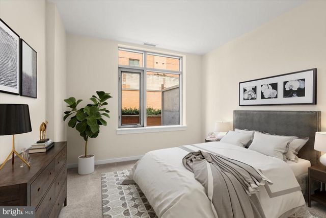 6506 AMERICA BLVD #211, Hyattsville, MD 20782