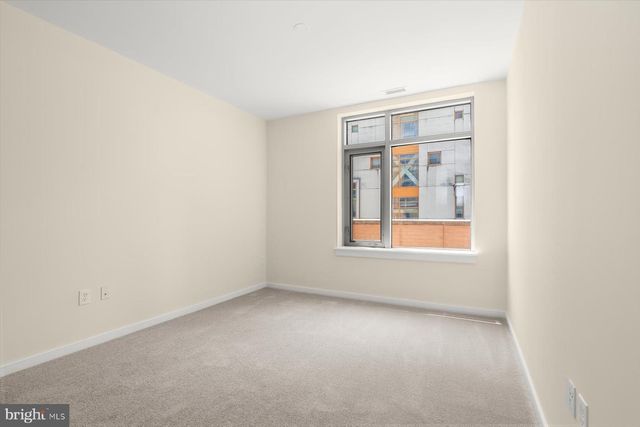 6506 AMERICA BLVD #211, Hyattsville, MD 20782
