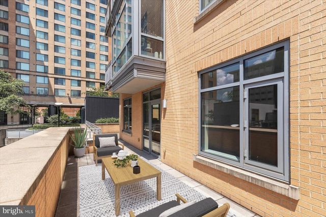 6506 AMERICA BLVD #211, Hyattsville, MD 20782