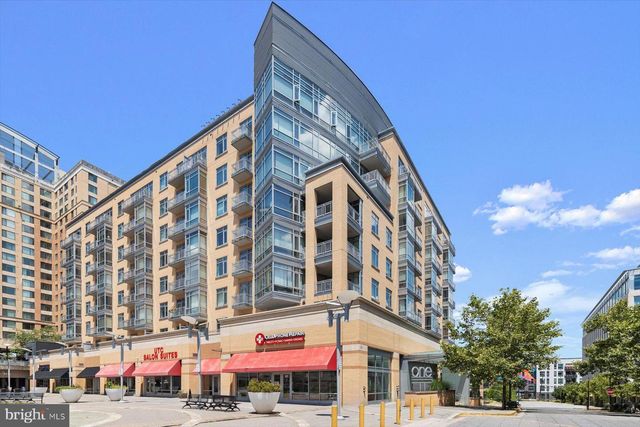 6506 AMERICA BLVD #211, Hyattsville, MD 20782