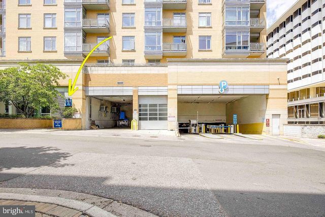 6506 AMERICA BLVD #211, Hyattsville, MD 20782