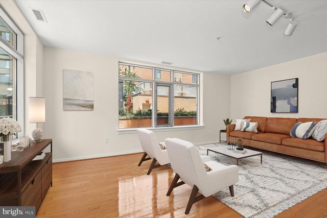 6506 AMERICA BLVD #211, Hyattsville, MD 20782