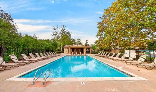 523 S Primrose, La Habra, CA 90631