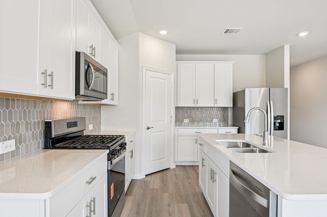 4031 Granbury Drive, Farmersville, TX 75442