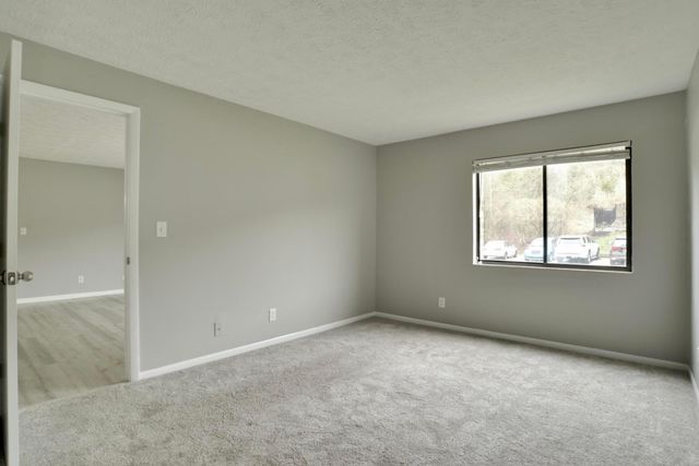 14 Woodland Hills Drive, 5, Southgate, KY 41071