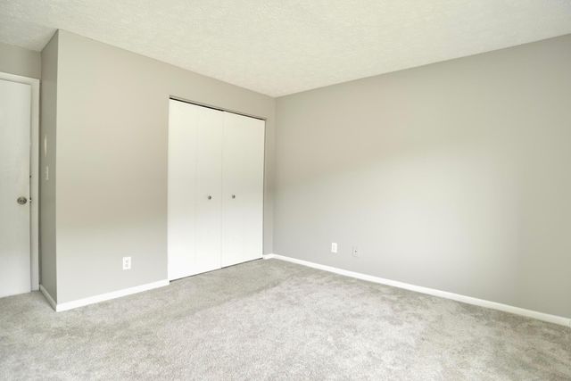 14 Woodland Hills Drive, 5, Southgate, KY 41071