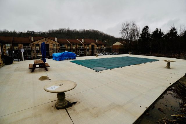 14 Woodland Hills Drive, 5, Southgate, KY 41071