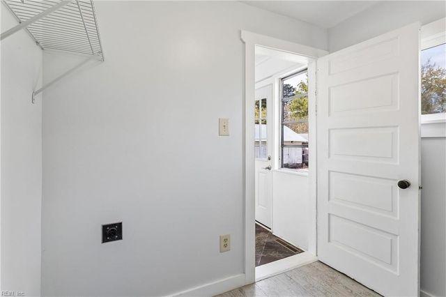 121 Old Railway RD, Yorktown, VA 23692