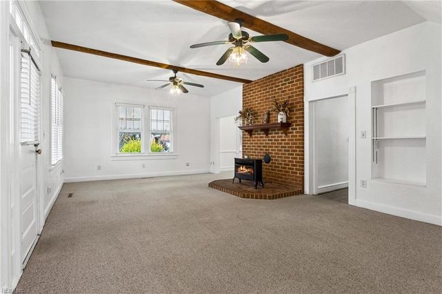 121 Old Railway RD, Yorktown, VA 23692