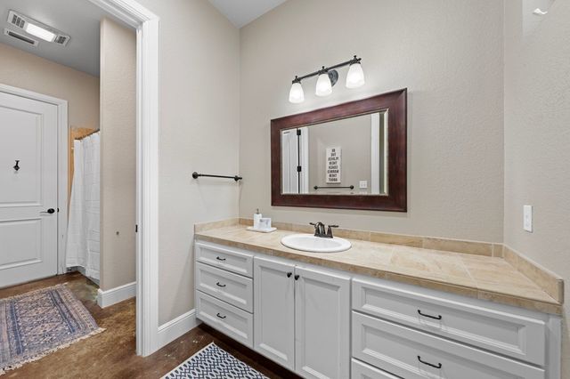 151 Kerr Canyon Pass, Kerrville, TX 78028