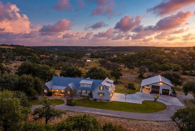 151 Kerr Canyon Pass, Kerrville, TX 78028