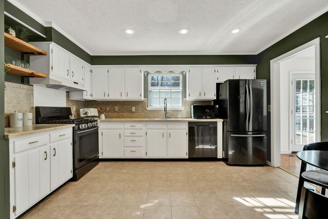 14 Lynnolen Lane, Chattanooga, TN 37415