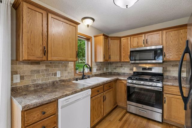 4738 W Wind Trail, Eagan, MN 55122