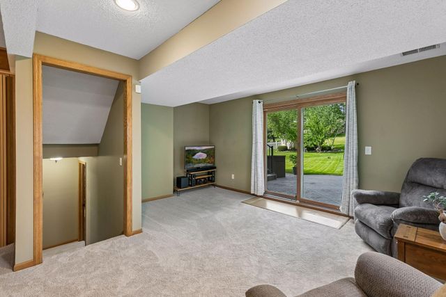 4738 W Wind Trail, Eagan, MN 55122