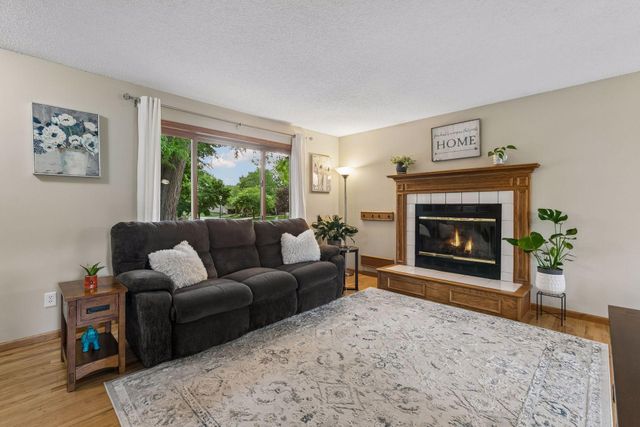 4738 W Wind Trail, Eagan, MN 55122
