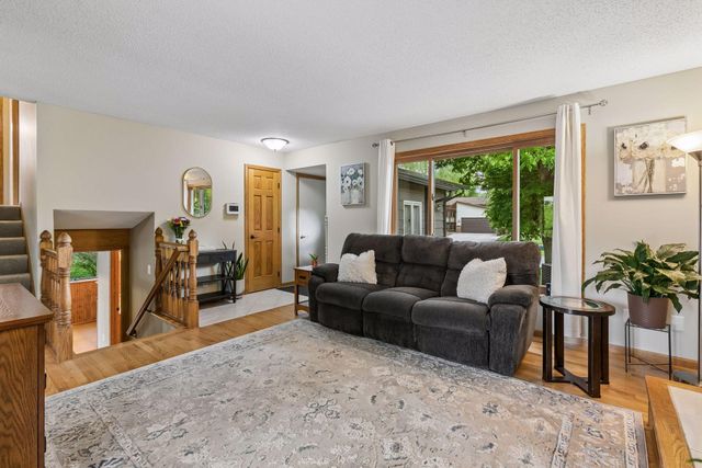 4738 W Wind Trail, Eagan, MN 55122