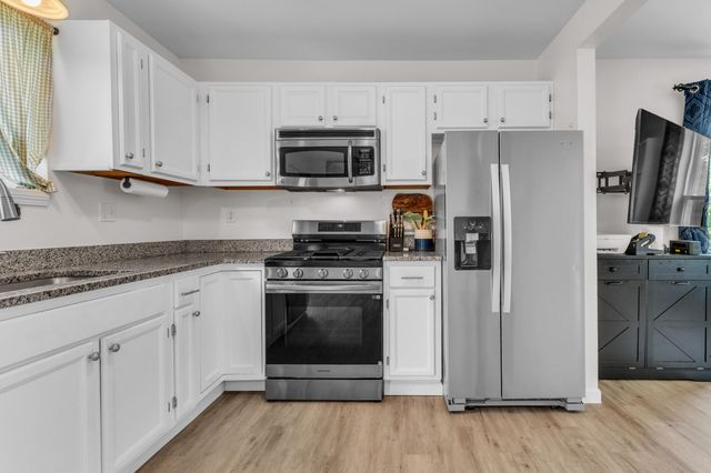 26870 Norfolk Street, Inkster, MI 48141