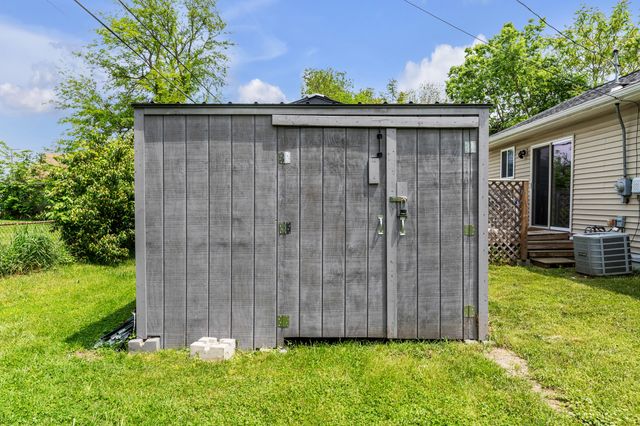 26870 Norfolk Street, Inkster, MI 48141