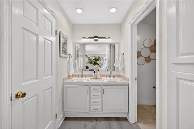 8130 Park Villa Circle, Cupertino, CA 95014