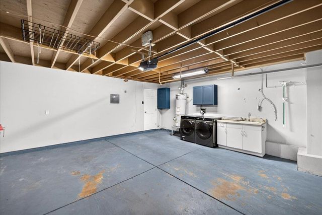 8130 Park Villa Circle, Cupertino, CA 95014