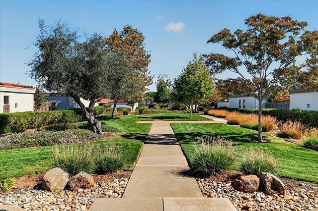 8130 Park Villa Circle, Cupertino, CA 95014