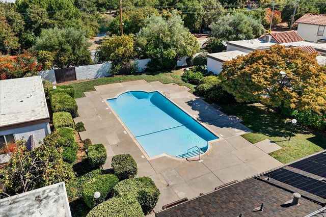 8130 Park Villa Circle, Cupertino, CA 95014